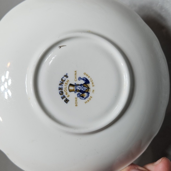 Regency English Bone China Teacup - Picture 7 of 10
